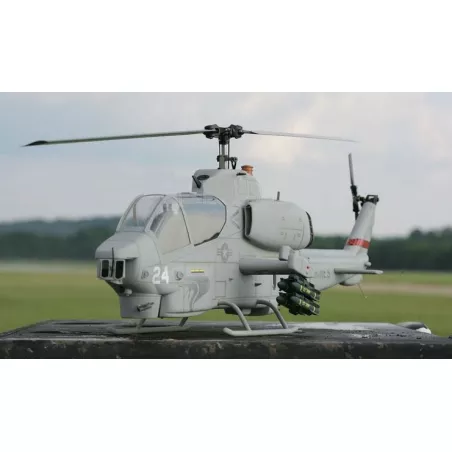 Cobra Bell AH-1W Gris  classe 700 Roban Compactor