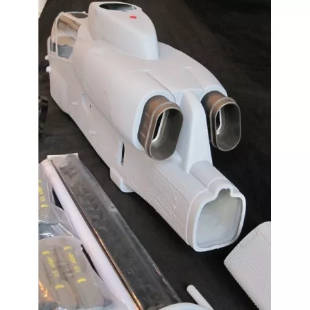 Cobra Bell AH-1W "Gris"  classe 700 Roban Compactor